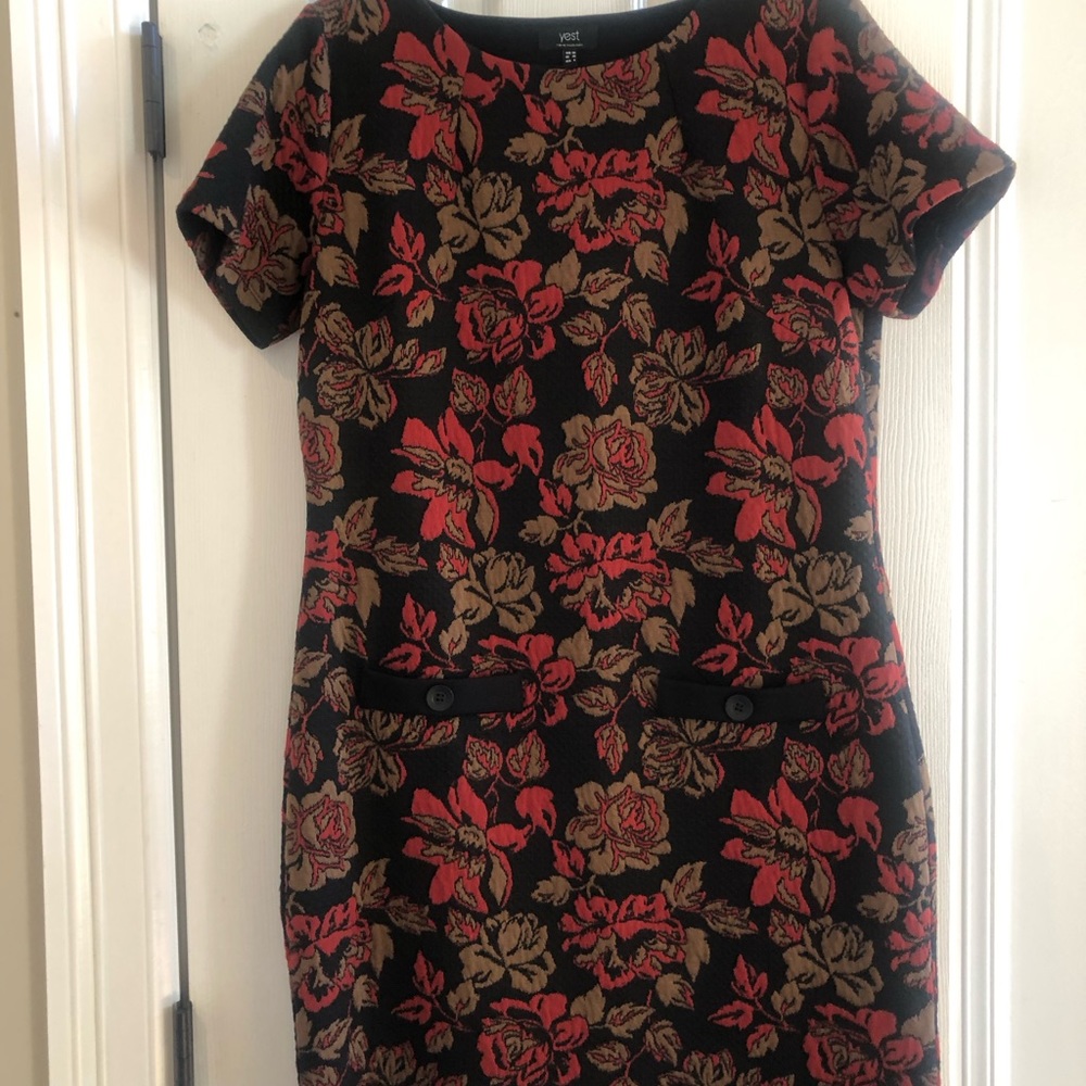 Very mod short-sleeve quilted dress by Yest; no tag but never worn or altered
